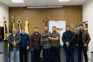 Foto - Iaras Segue Avançando - 32 famílias recebem títulos de propriedade