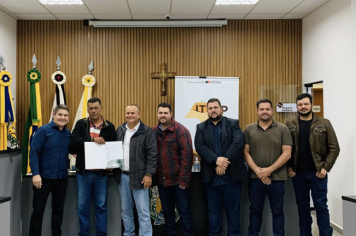 Foto - Iaras Segue Avançando - 32 famílias recebem títulos de propriedade