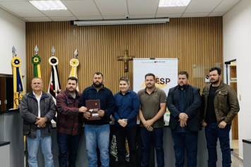 Foto - Iaras Segue Avançando - 32 famílias recebem títulos de propriedade