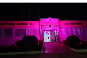 PIRAPORA ILUMINADA NO OUTUBRO ROSA