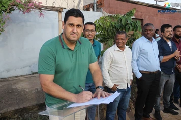 Mais progresso chegando! Prefeitura autoriza pavimentação de avenidas no bairro Industrial