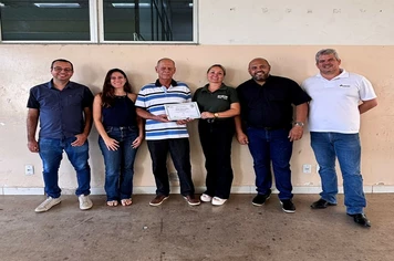 Pirapora emite primeiro selo sanitário para ovos caipiras da agricultura familiar