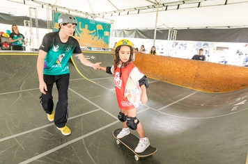 Juventude em movimento: Projeto Academia do Skate oferece aulas gratuitas em Pirapora