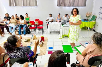 SEMED promove diálogo formativo sobre o ciclo de alfabetização