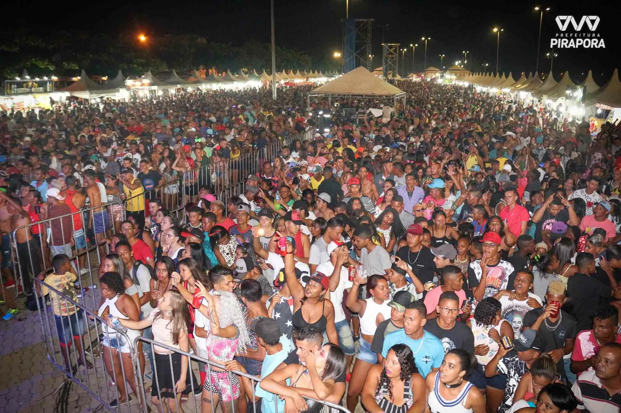Pirafolia 2018 recebe mais de 20 mil foliões na sua quarta noite