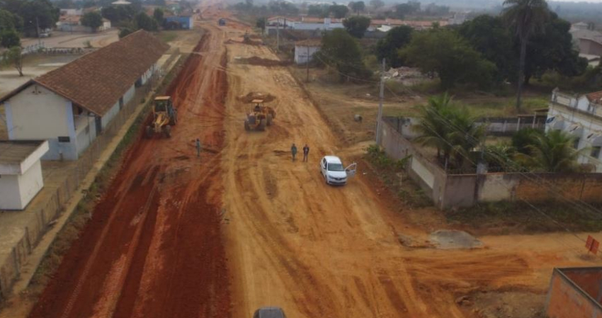Primeira base é feita na obra de pavimentação da Avenida Benjamin Constant