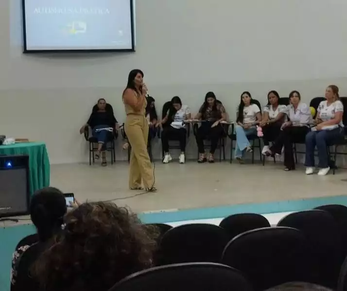 Apae Pirapora e Serdi iniciam o abril azul com a palestra: Autismo na Prática