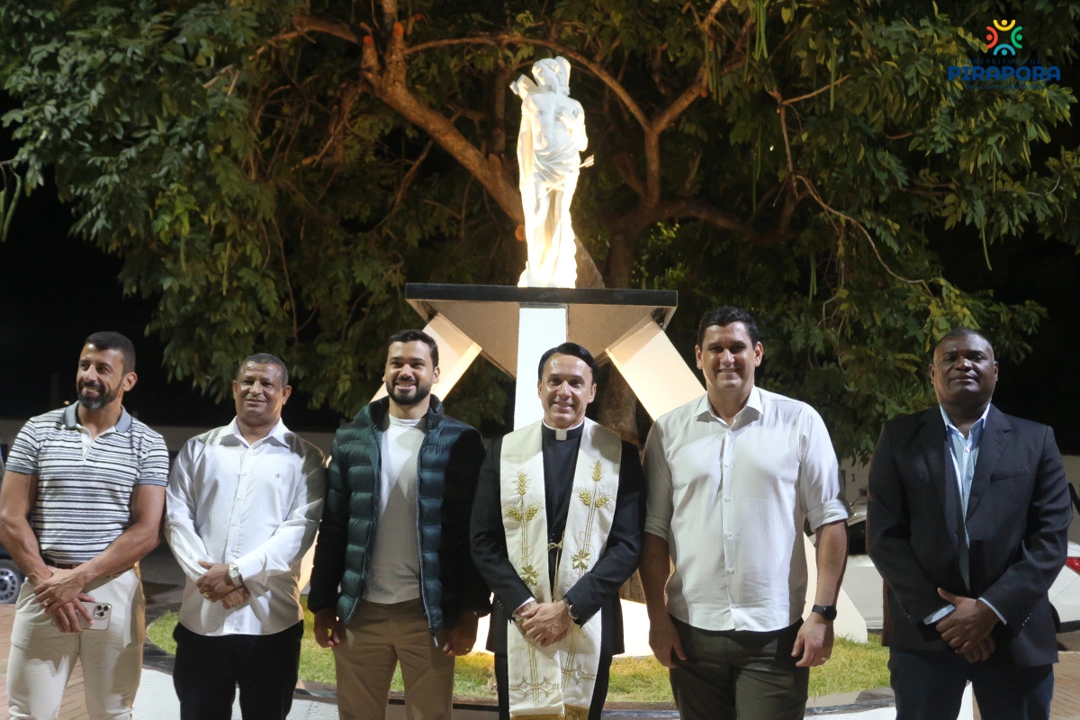 Prefeitura de Pirapora entrega praça Coronel Ramos revitalizada em grande celebração